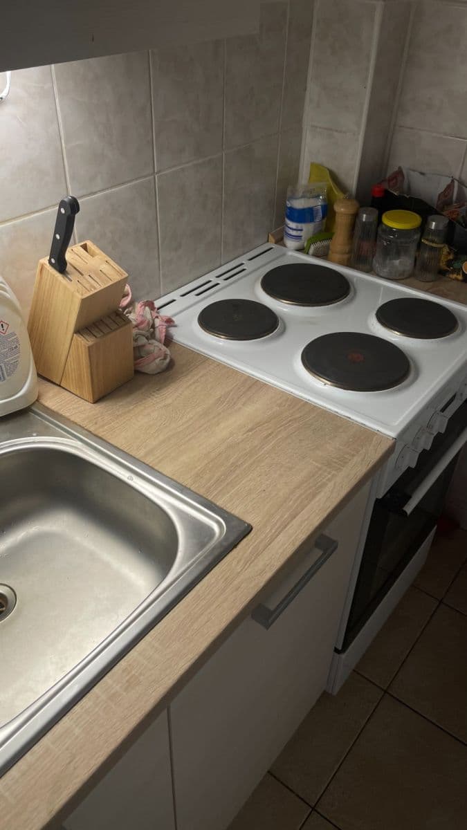 Prenájom bytu 1-izbový 32 m², Kollárova, Plzeň, Plzeňský kraj Prenájom bytu 1-izbový 32 m², Kollárova, Plzeň, Plzeňský kraj