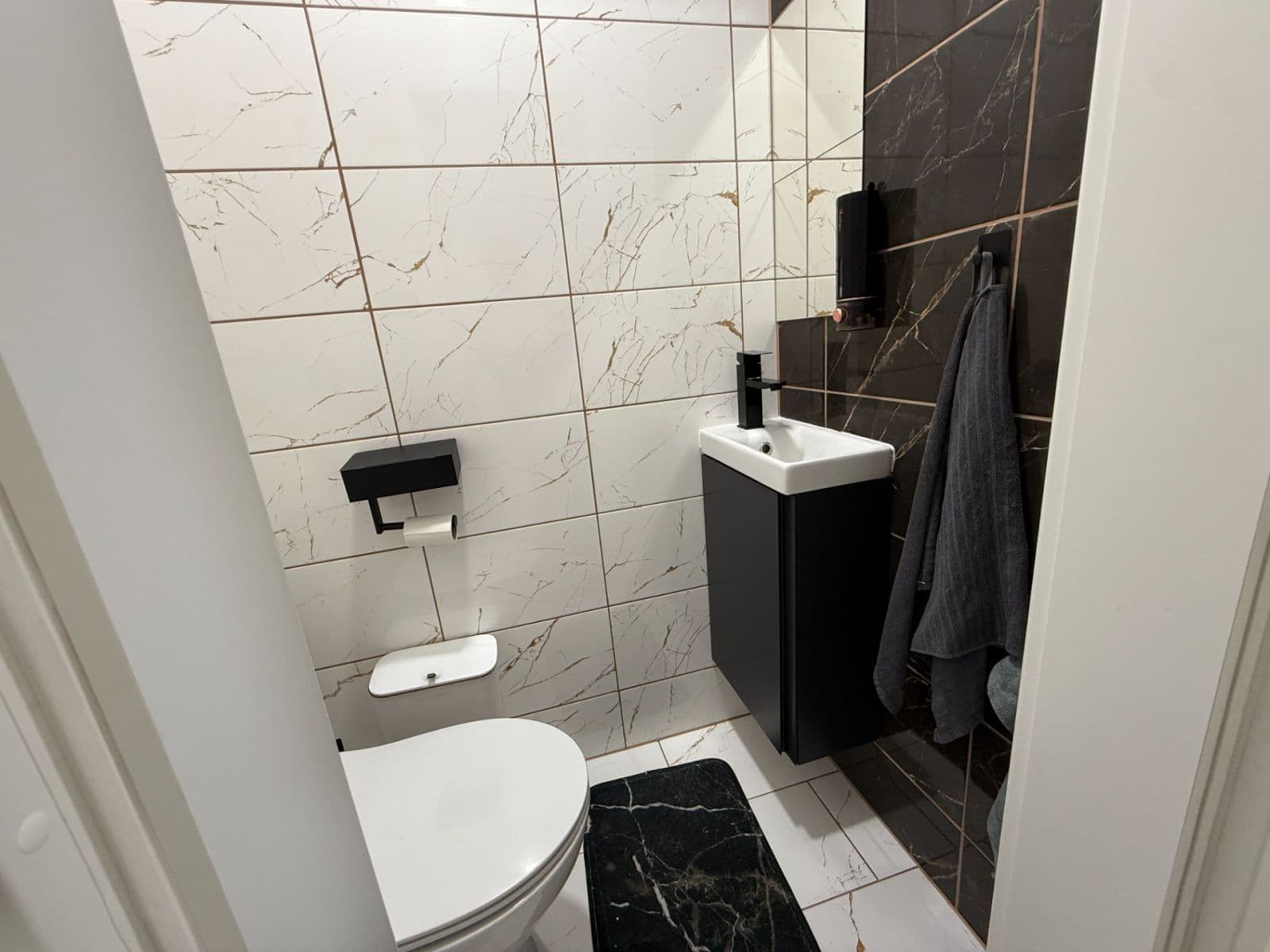 Predaj bytu 3-izbový 74 m², Železničářská, Plzeň, Plzeňský kraj Predaj bytu 3-izbový 74 m², Železničářská, Plzeň, Plzeňský kraj