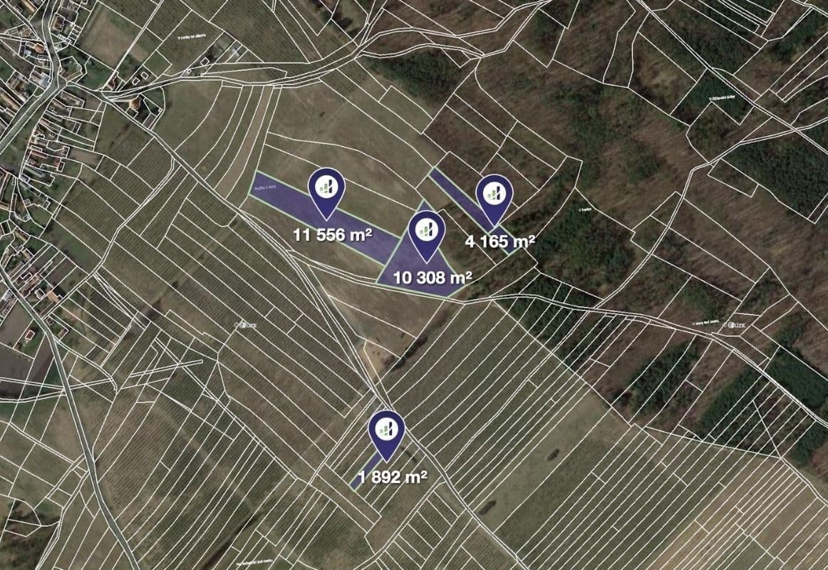 Predaj pozemku 33.891 m², Horušice, Středočeský kraj Predaj pozemku 33.891 m², Horušice, Středočeský kraj