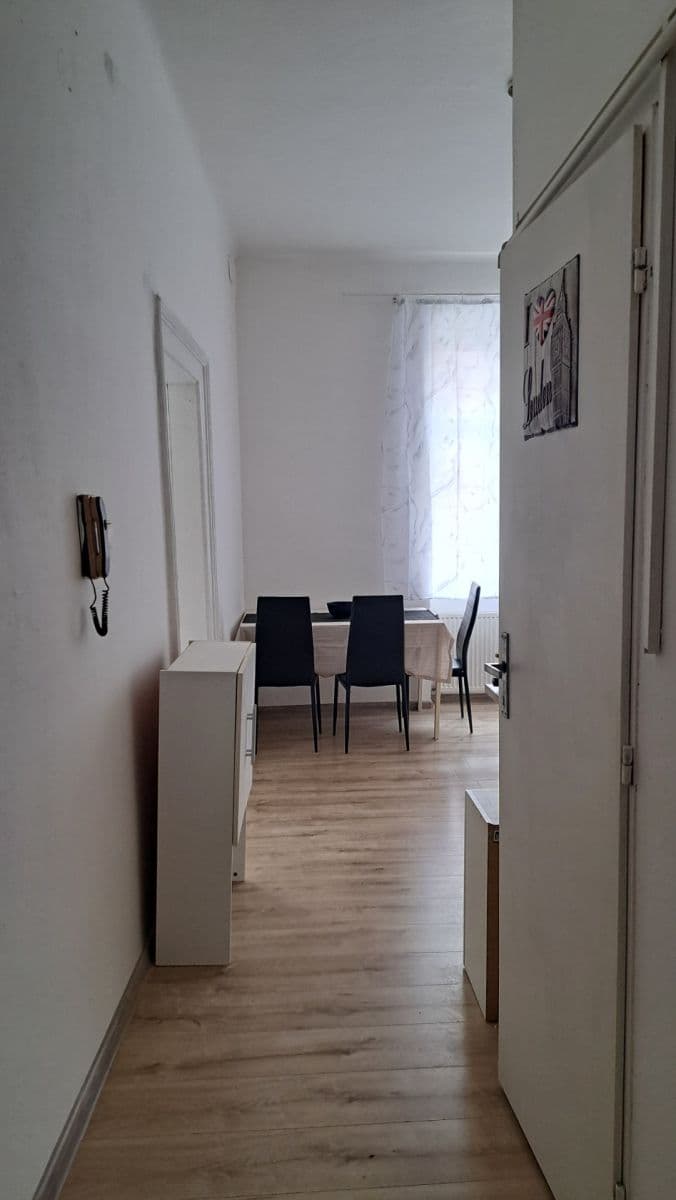 Prenájom bytu 1-izbový 46 m², Tylova, Plzeň, Plzeňský kraj Prenájom bytu 1-izbový 46 m², Tylova, Plzeň, Plzeňský kraj