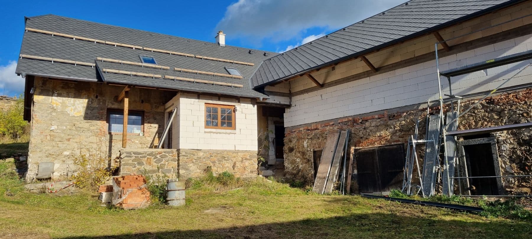 Predaj domu 260 m², pozemek 3.000 m², Heřmaničky, Středočeský kraj Predaj domu 260 m², pozemek 3.000 m², Heřmaničky, Středočeský kraj