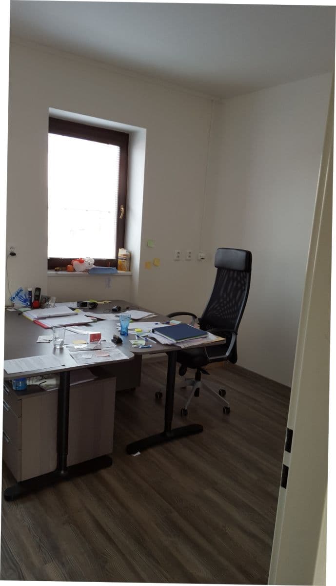 Prenájom kancelárie 268 m², Čerčanská, Praha, Praha Prenájom kancelárie 268 m², Čerčanská, Praha, Praha