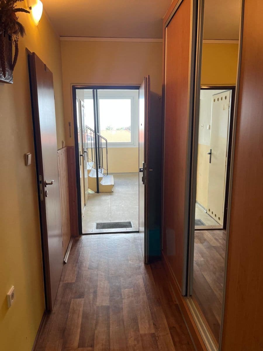 Predaj bytu 2-izbový 43 m², Moravcova, Kolín, Středočeský kraj Predaj bytu 2-izbový 43 m², Moravcova, Kolín, Středočeský kraj