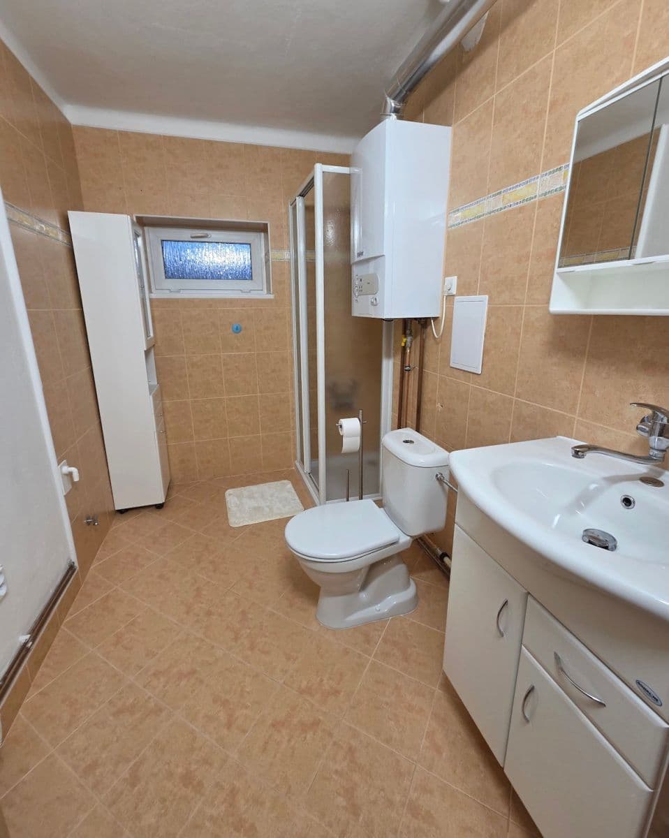 Prenájom bytu 2-izbový 62 m², Žižkova, Příbram, Středočeský kraj Prenájom bytu 2-izbový 62 m², Žižkova, Příbram, Středočeský kraj