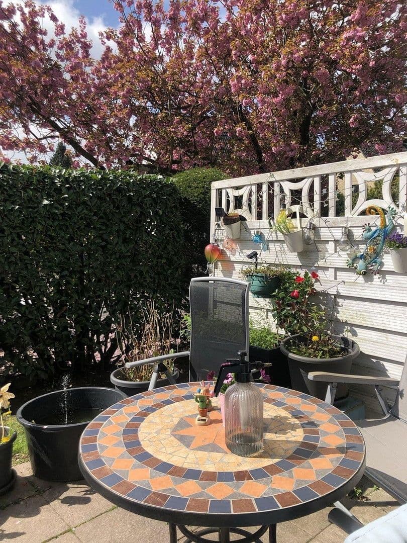 Predaj bytu 3-izbový 70 m², Hamburg, Hamburg Predaj bytu 3-izbový 70 m², Hamburg, Hamburg