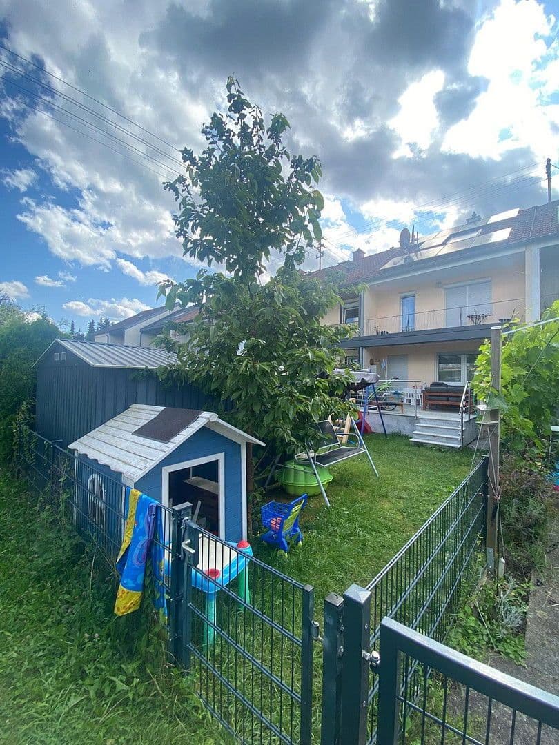 Predaj domu 115 m², pozemek 200 m², Augsburg, Bavorsko Predaj domu 115 m², pozemek 200 m², Augsburg, Bavorsko