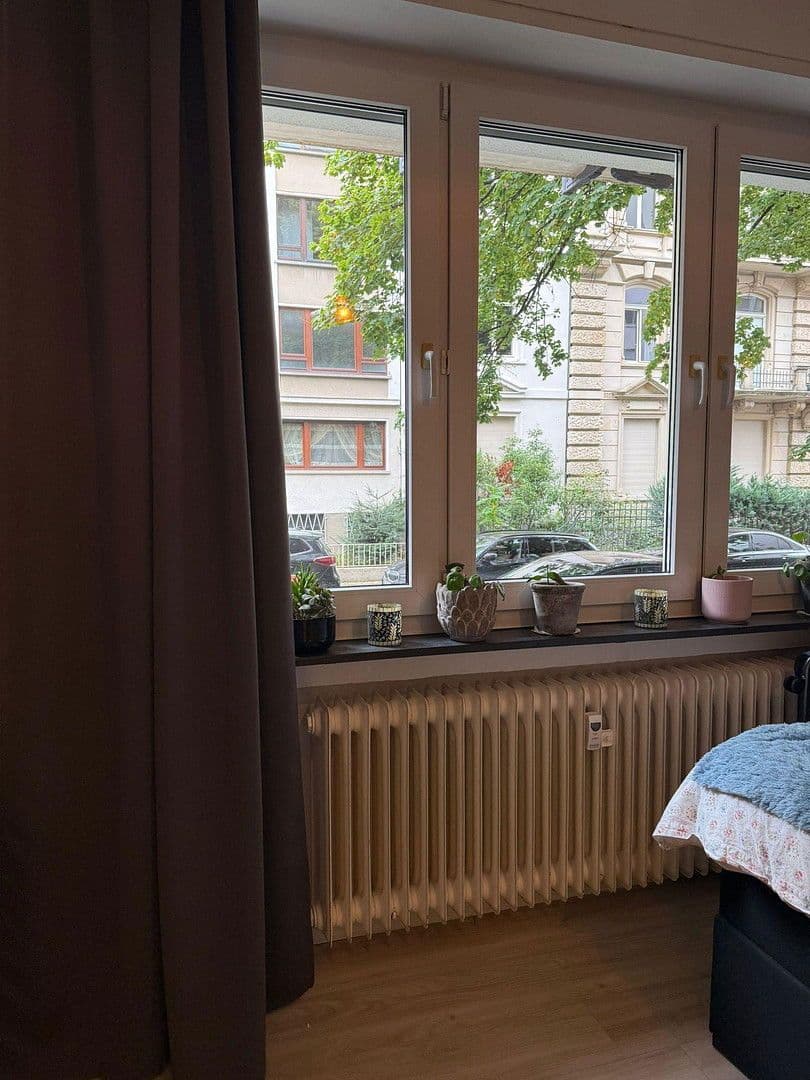 Prenájom bytu 1-izbový 32 m², Kronberger Straße 7, Frankfurt am Main, Hesensko Prenájom bytu 1-izbový 32 m², Kronberger Straße 7, Frankfurt am Main, Hesensko