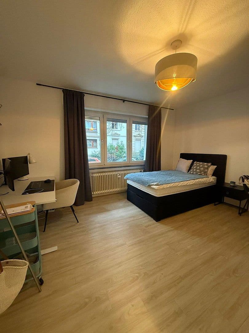 Prenájom bytu 1-izbový 32 m², Kronberger Straße 7, Frankfurt am Main, Hesensko Prenájom bytu 1-izbový 32 m², Kronberger Straße 7, Frankfurt am Main, Hesensko