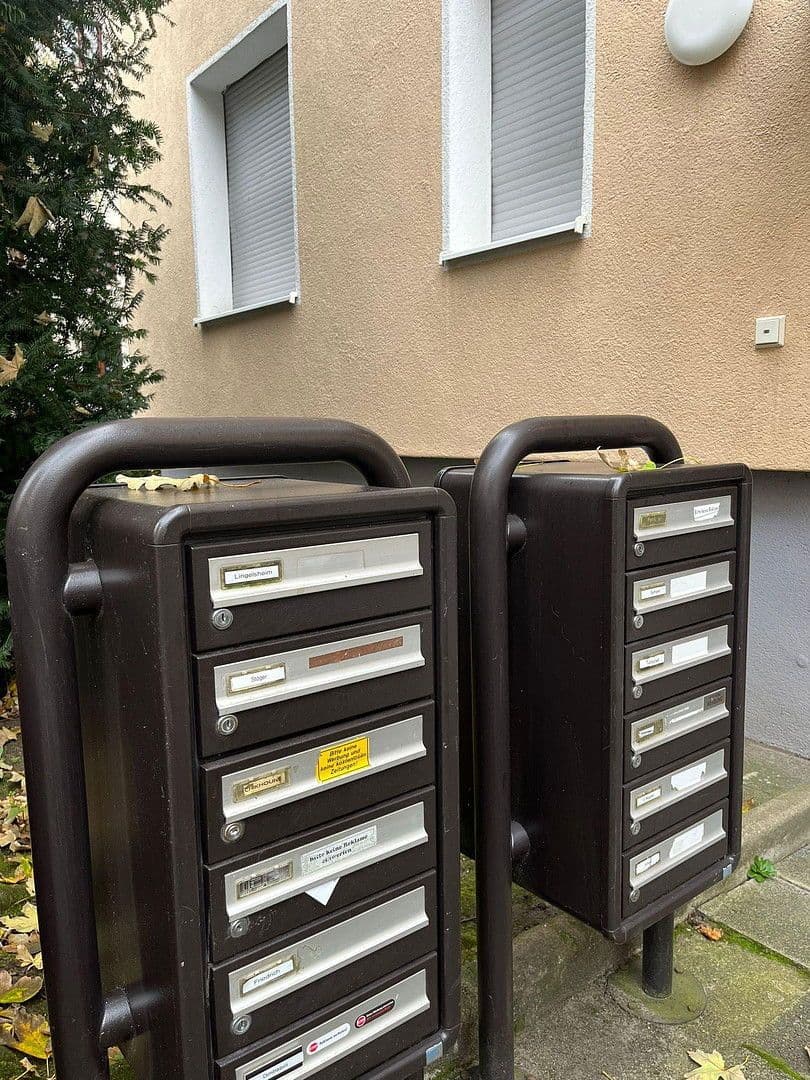 Prenájom bytu 1-izbový 32 m², Kronberger Straße 7, Frankfurt am Main, Hesensko Prenájom bytu 1-izbový 32 m², Kronberger Straße 7, Frankfurt am Main, Hesensko