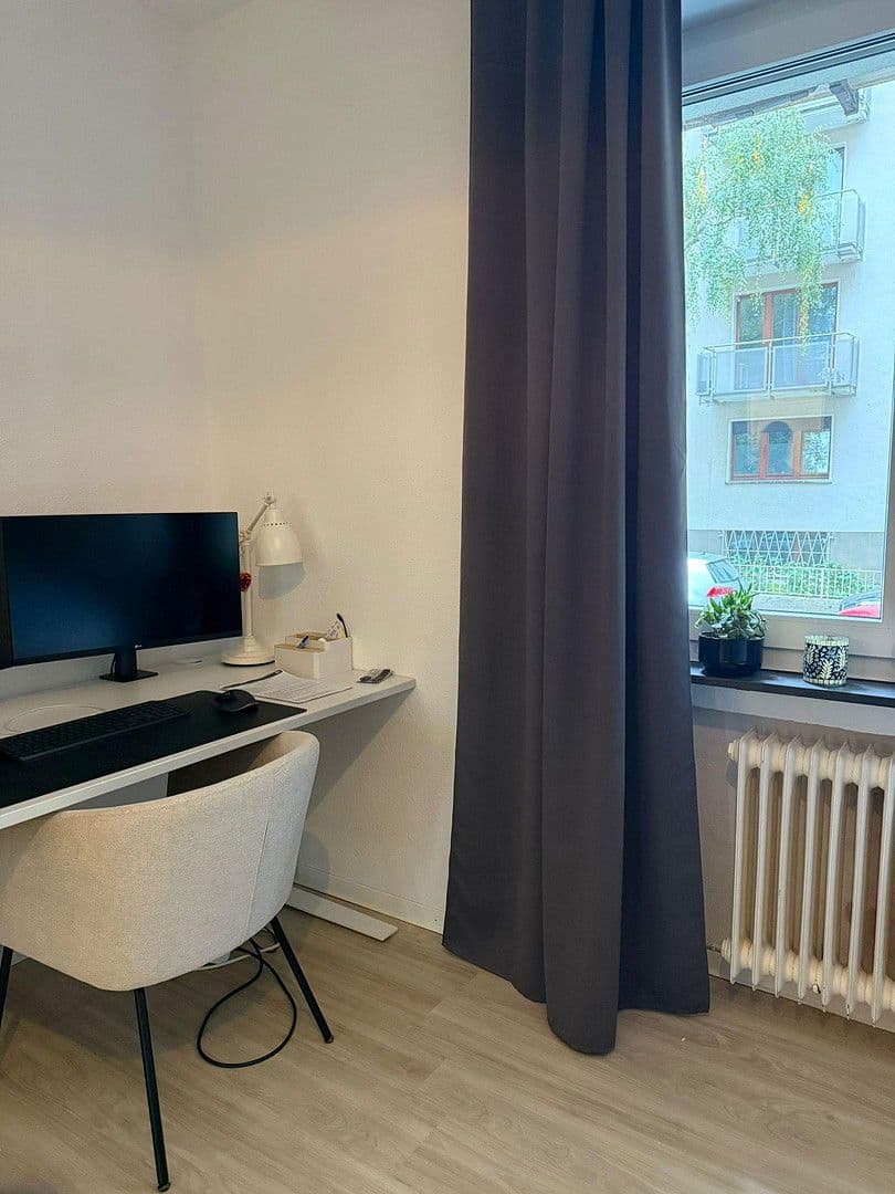 Prenájom bytu 1-izbový 32 m², Kronberger Straße 7, Frankfurt am Main, Hesensko Prenájom bytu 1-izbový 32 m², Kronberger Straße 7, Frankfurt am Main, Hesensko