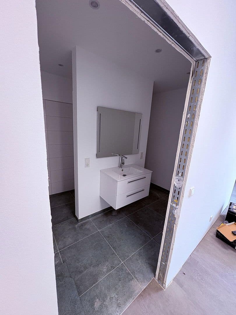 Prenájom kancelárie 94 m², Mainzer Straße 7, Dornburg, Hesensko Prenájom kancelárie 94 m², Mainzer Straße 7, Dornburg, Hesensko