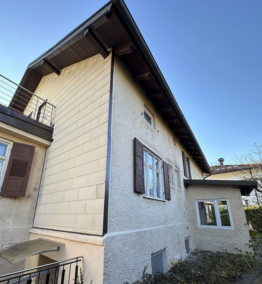 Predaj domu 280 m², pozemek 731 m², Planegg, Bavorsko Predaj domu 280 m², pozemek 731 m², Planegg, Bavorsko