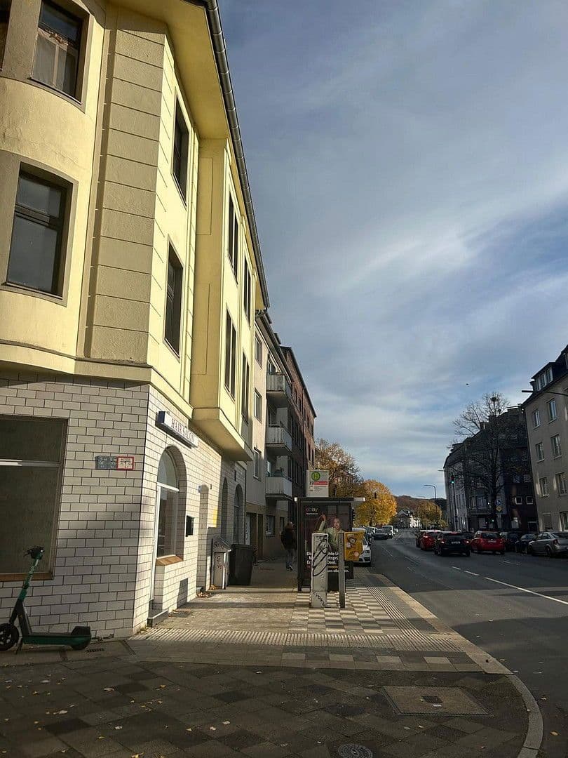 Prenájom nebytového priestoru 45 m², Rather Broich 75, Düsseldorf, Severné Porýnie - Westfálsko Prenájom nebytového priestoru 45 m², Rather Broich 75, Düsseldorf, Severné Porýnie - Westfálsko