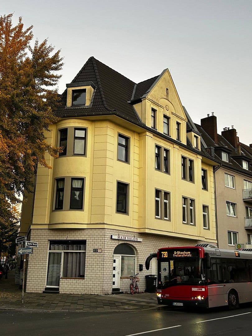 Prenájom nebytového priestoru 45 m², Rather Broich 75, Düsseldorf, Severné Porýnie - Westfálsko Prenájom nebytového priestoru 45 m², Rather Broich 75, Düsseldorf, Severné Porýnie - Westfálsko