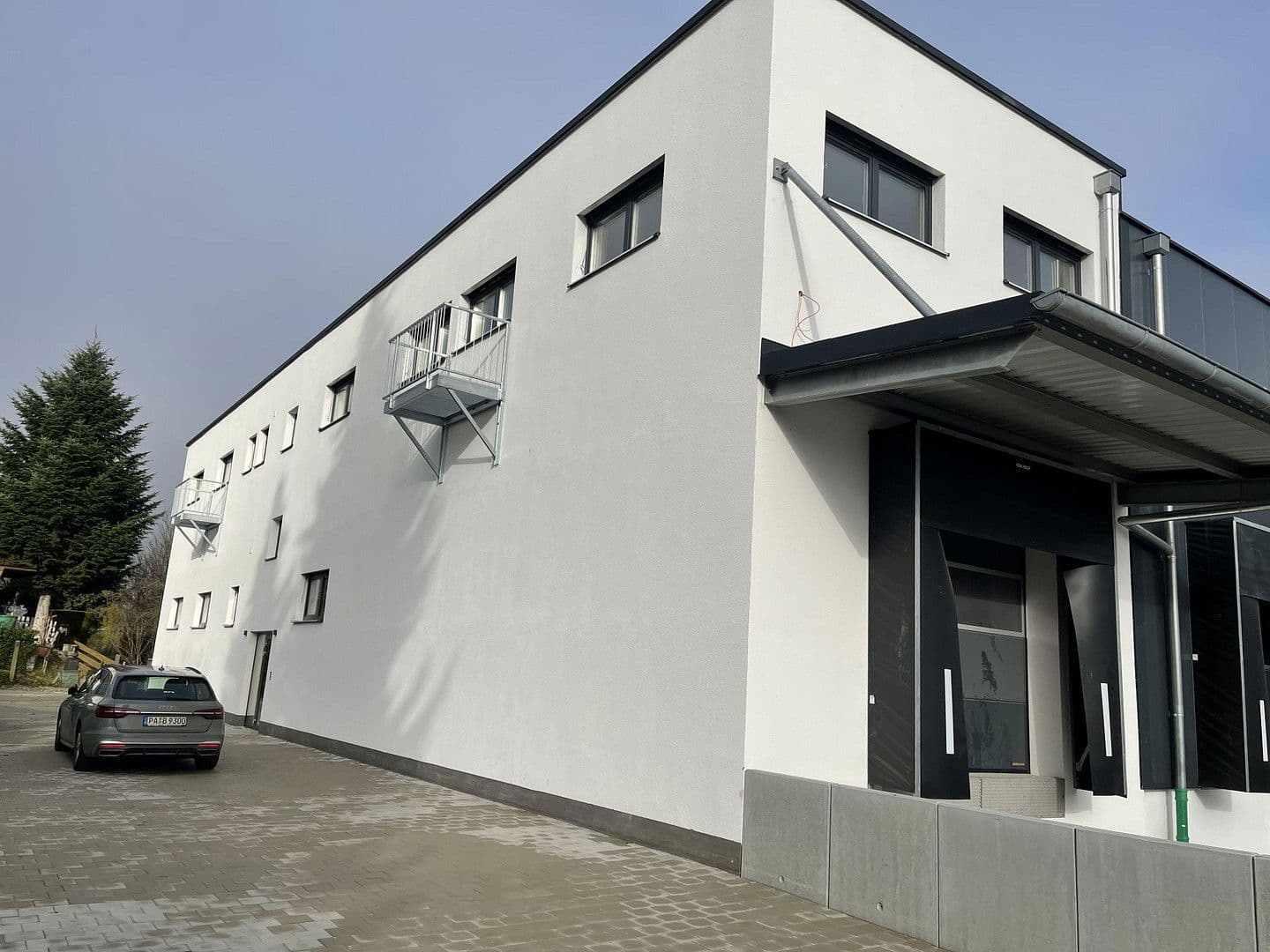 Prenájom nebytového priestoru 2.212 m², Winzerleite 4, Passau, Bavorsko Prenájom nebytového priestoru 2.212 m², Winzerleite 4, Passau, Bavorsko