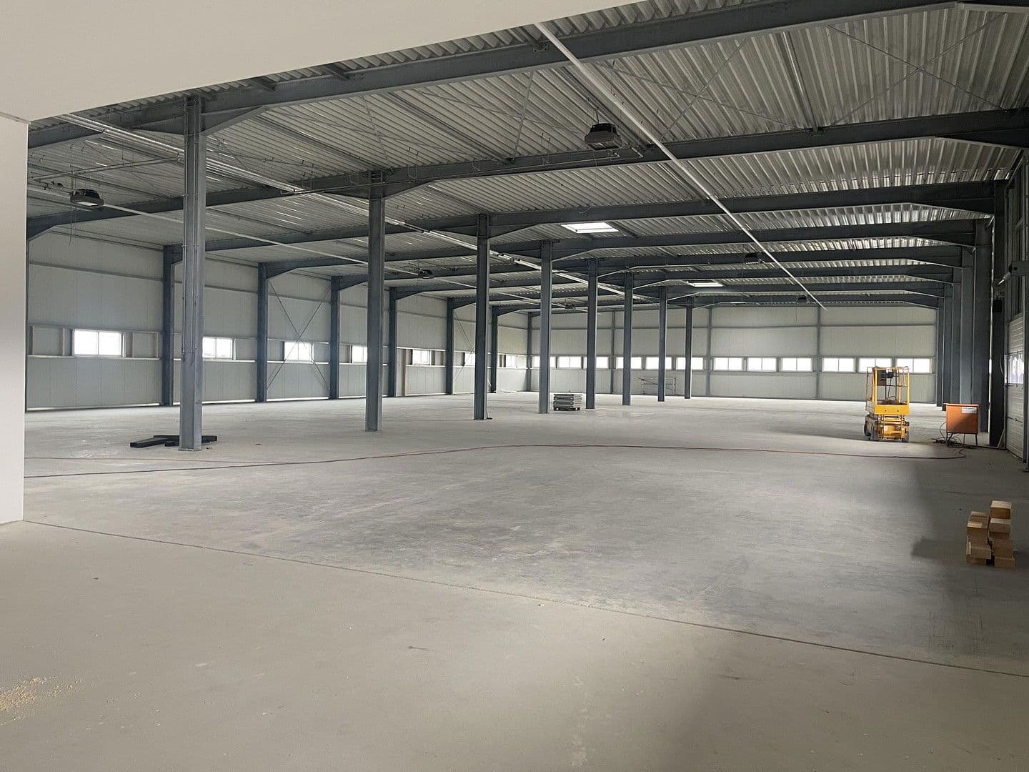 Prenájom nebytového priestoru 2.212 m², Winzerleite 4, Passau, Bavorsko Prenájom nebytového priestoru 2.212 m², Winzerleite 4, Passau, Bavorsko