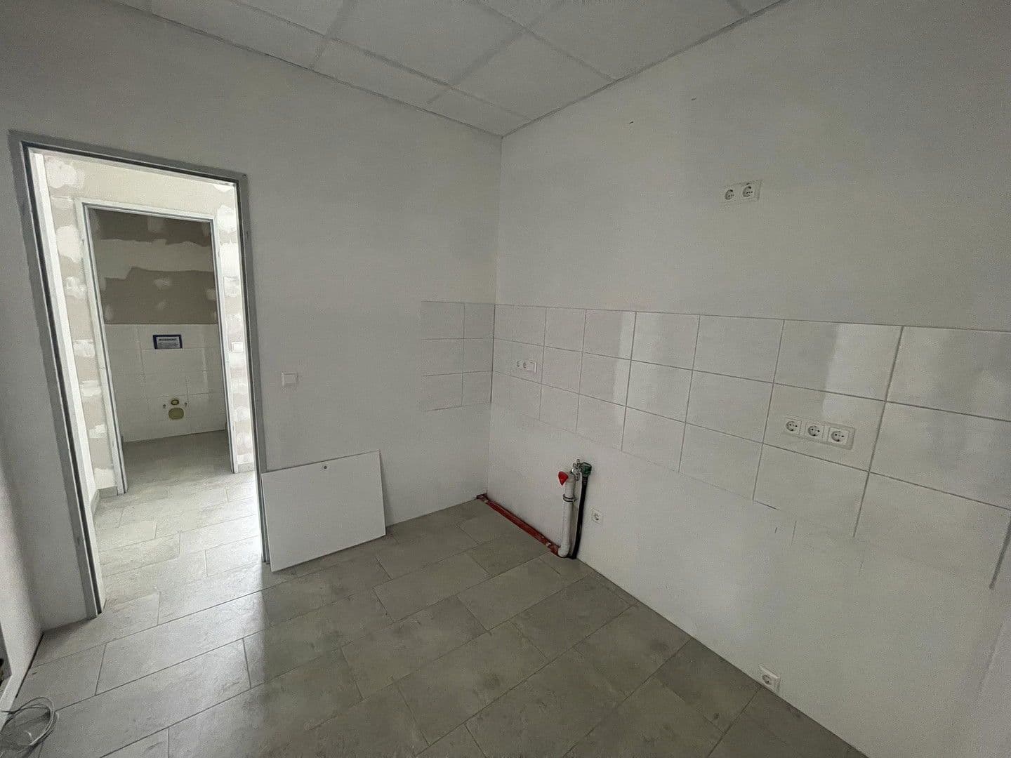 Prenájom nebytového priestoru 2.212 m², Winzerleite 4, Passau, Bavorsko Prenájom nebytového priestoru 2.212 m², Winzerleite 4, Passau, Bavorsko