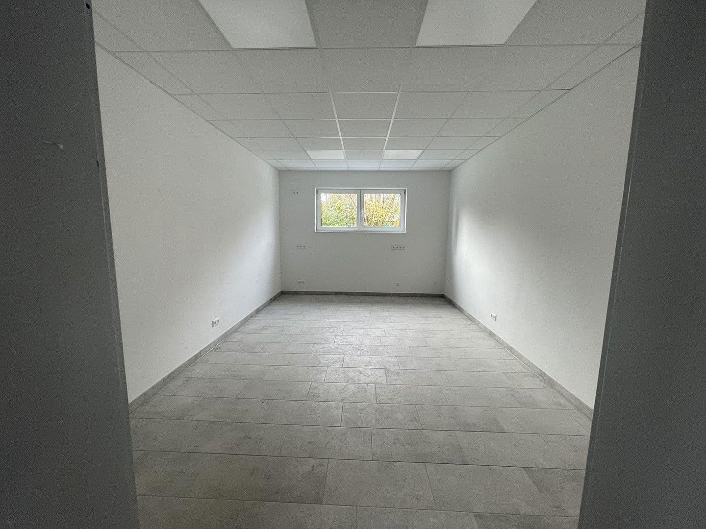 Prenájom nebytového priestoru 2.212 m², Winzerleite 4, Passau, Bavorsko Prenájom nebytového priestoru 2.212 m², Winzerleite 4, Passau, Bavorsko