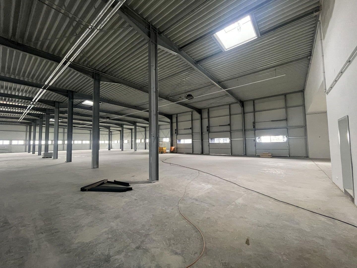 Prenájom nebytového priestoru 2.212 m², Winzerleite 4, Passau, Bavorsko Prenájom nebytového priestoru 2.212 m², Winzerleite 4, Passau, Bavorsko