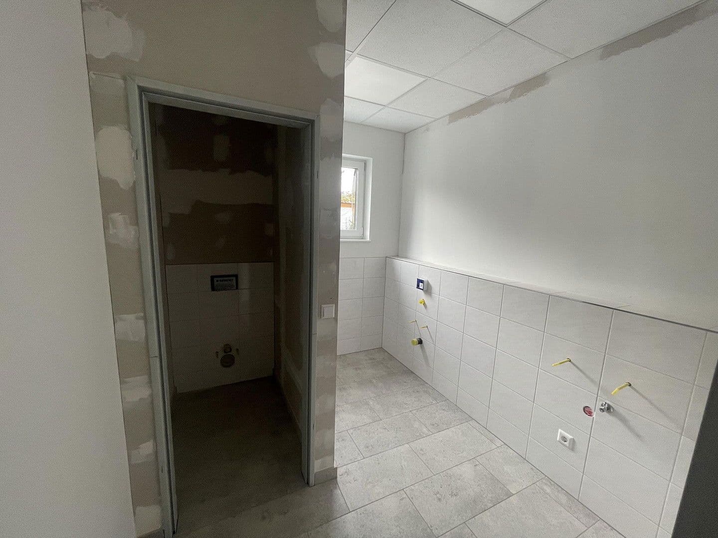 Prenájom nebytového priestoru 2.212 m², Winzerleite 4, Passau, Bavorsko Prenájom nebytového priestoru 2.212 m², Winzerleite 4, Passau, Bavorsko