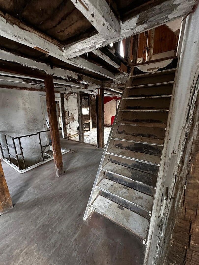 Predaj domu 396 m², pozemek 567 m², Wuppertal, Severné Porýnie - Westfálsko Predaj domu 396 m², pozemek 567 m², Wuppertal, Severné Porýnie - Westfálsko