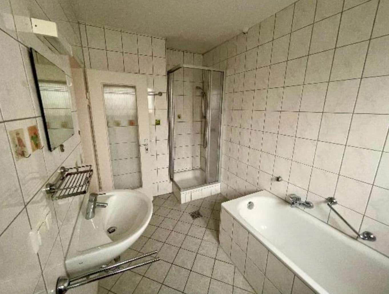 Predaj domu 1.109 m², pozemek 2.337 m², Herzogenaurach, Bavorsko Predaj domu 1.109 m², pozemek 2.337 m², Herzogenaurach, Bavorsko