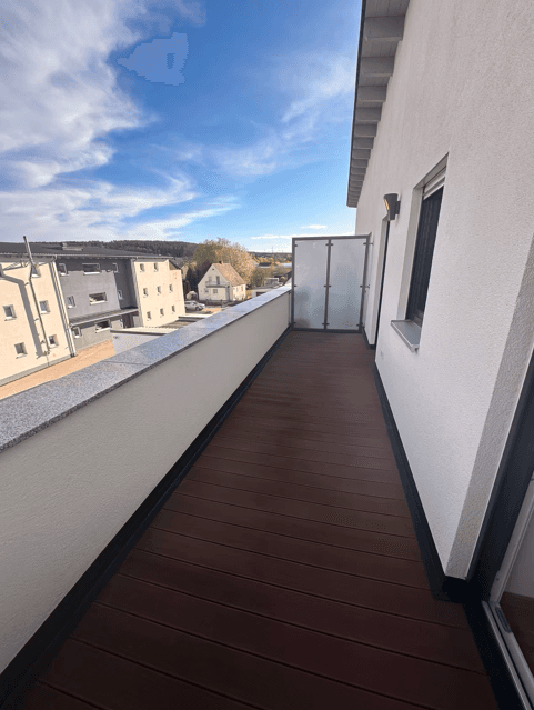 Prenájom bytu 4-izbový 118 m², Austr. 2, Wernberg-Köblitz, Bavorsko Prenájom bytu 4-izbový 118 m², Austr. 2, Wernberg-Köblitz, Bavorsko