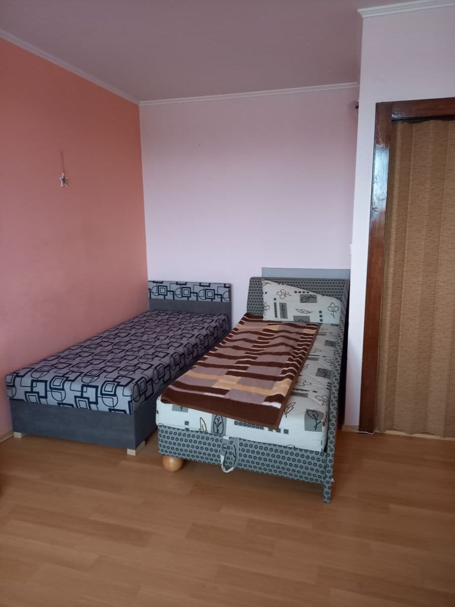 Prenájom bytu 1-izbový 35 m², Kojetická, Neratovice, Středočeský kraj Prenájom bytu 1-izbový 35 m², Kojetická, Neratovice, Středočeský kraj