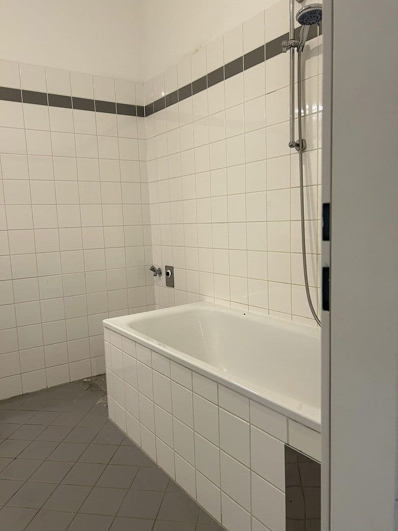 Prenájom bytu 3-izbový 87 m², Hebbelgasse 4, Wien, Viedeň Prenájom bytu 3-izbový 87 m², Hebbelgasse 4, Wien, Viedeň