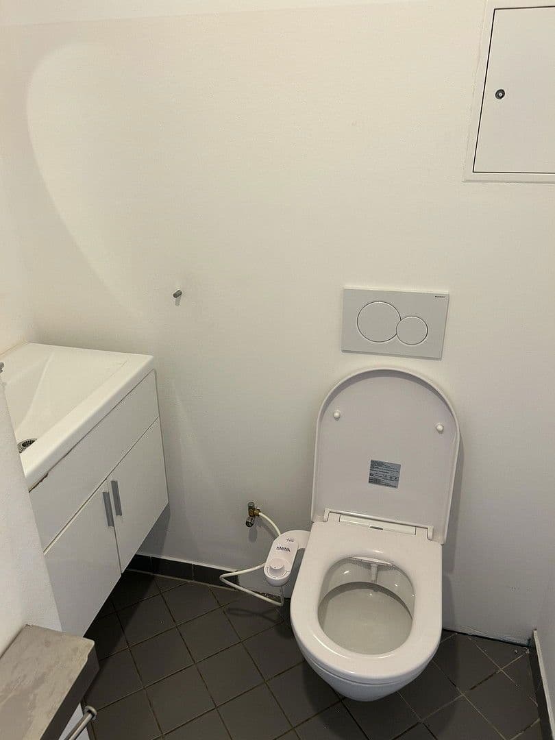 Prenájom bytu 3-izbový 87 m², Hebbelgasse 4, Wien, Viedeň Prenájom bytu 3-izbový 87 m², Hebbelgasse 4, Wien, Viedeň