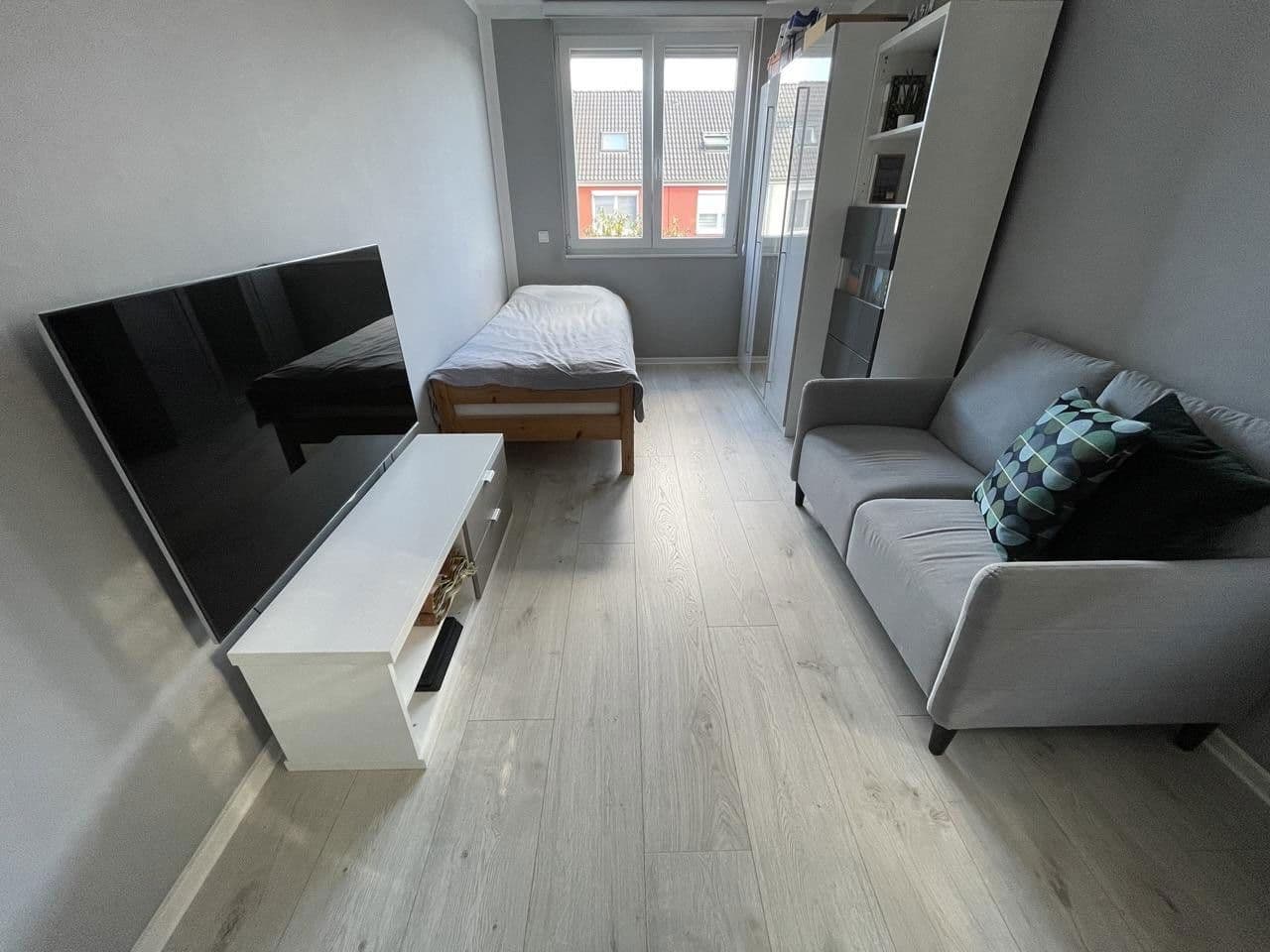 Prenájom domu 142 m², pozemek 190 m², Berlin, Berlín Prenájom domu 142 m², pozemek 190 m², Berlin, Berlín