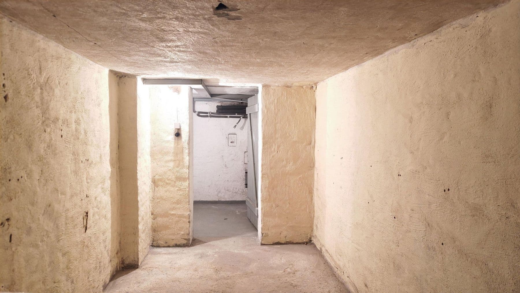 Prenájom bytu 4-izbový 115 m², Steinmetzstr. 6, Hannover, Dolné Sasko Prenájom bytu 4-izbový 115 m², Steinmetzstr. 6, Hannover, Dolné Sasko