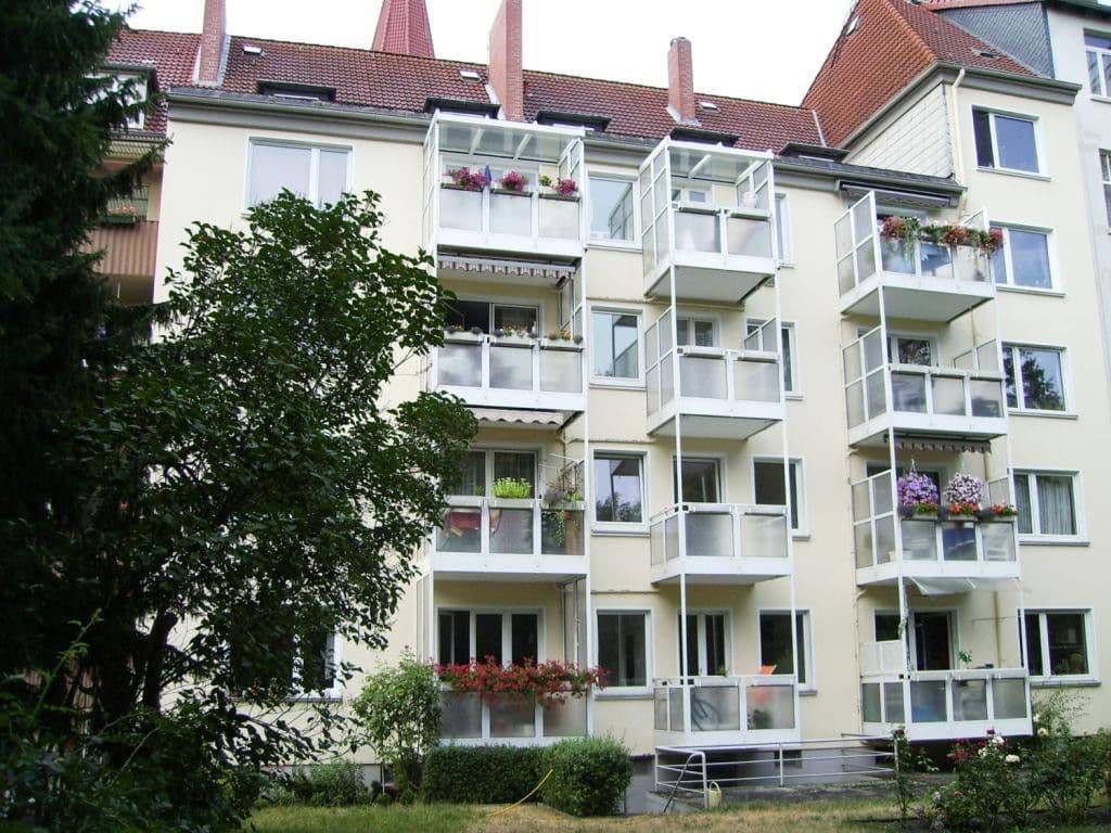 Prenájom bytu 4-izbový 115 m², Steinmetzstr. 6, Hannover, Dolné Sasko Prenájom bytu 4-izbový 115 m², Steinmetzstr. 6, Hannover, Dolné Sasko
