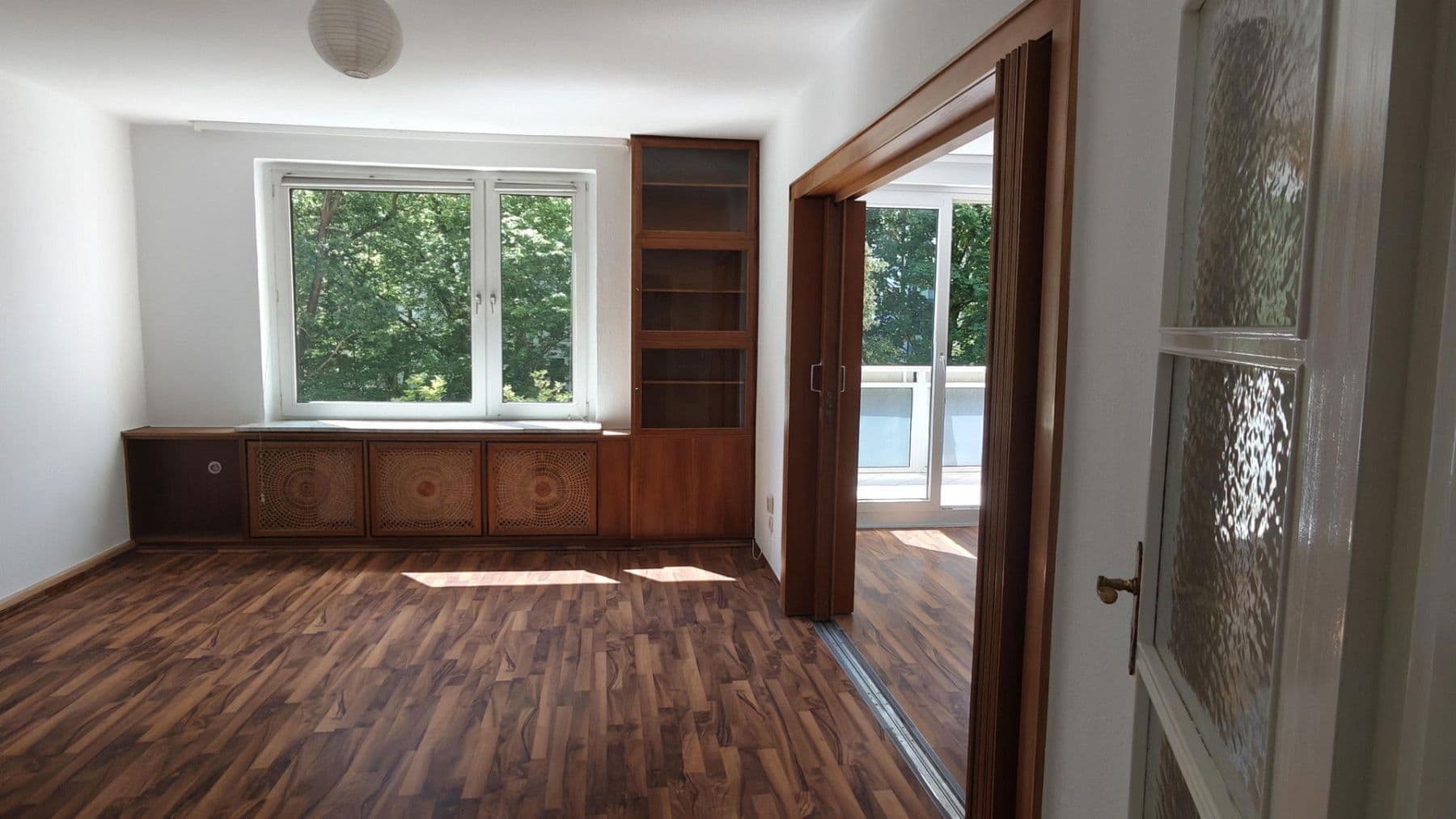 Prenájom bytu 4-izbový 115 m², Steinmetzstr. 6, Hannover, Dolné Sasko Prenájom bytu 4-izbový 115 m², Steinmetzstr. 6, Hannover, Dolné Sasko