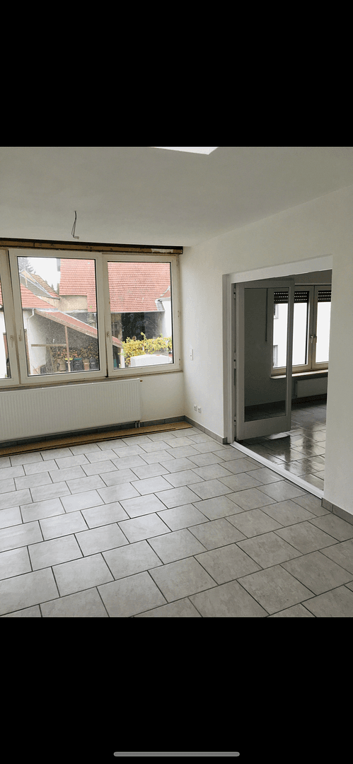 Predaj domu 312 m², pozemek 350 m², Oberhauserstraße 12 und 12a, Feilbingert, Porýnie-Falcko Predaj domu 312 m², pozemek 350 m², Oberhauserstraße 12 und 12a, Feilbingert, Porýnie-Falcko