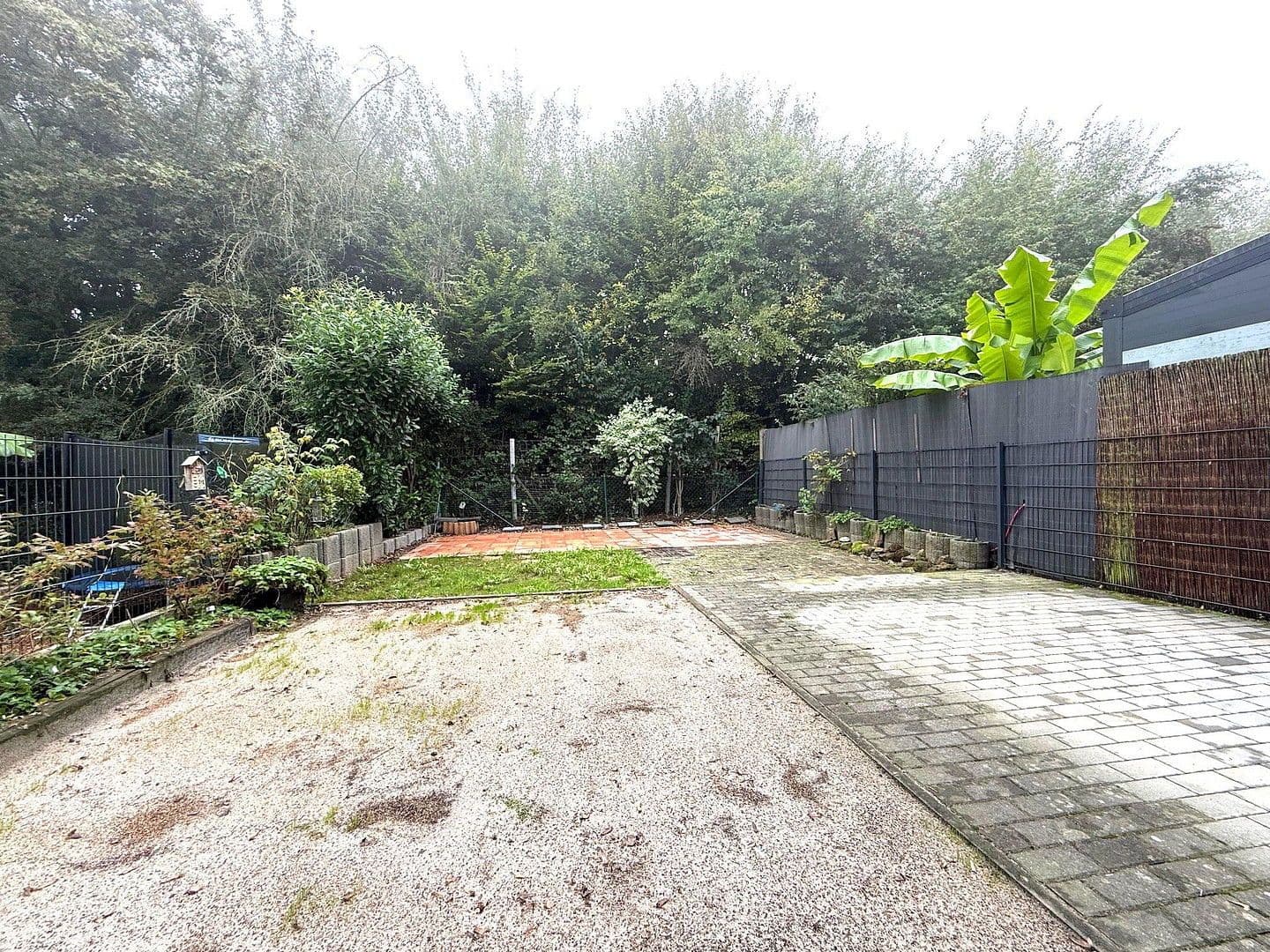 Predaj domu 137 m², pozemek 200 m², Am Weiher 26, Weingarten (Pfalz), Porýnie-Falcko Predaj domu 137 m², pozemek 200 m², Am Weiher 26, Weingarten (Pfalz), Porýnie-Falcko