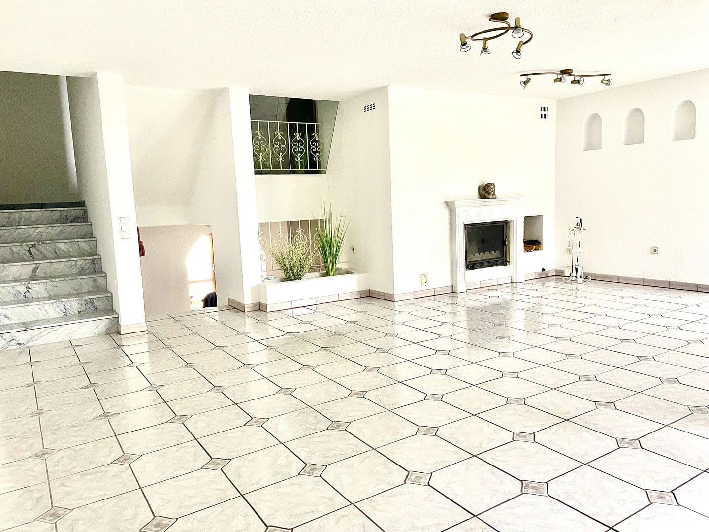 Predaj domu 250 m², pozemek 313 m², 6 km nördlich von, Göppingen, Bádensko-Wurttembersko Predaj domu 250 m², pozemek 313 m², 6 km nördlich von, Göppingen, Bádensko-Wurttembersko