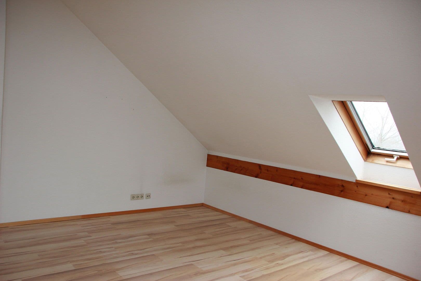 Predaj domu 147 m², pozemek 988 m², Biberach an der Riß, Bádensko-Wurttembersko Predaj domu 147 m², pozemek 988 m², Biberach an der Riß, Bádensko-Wurttembersko