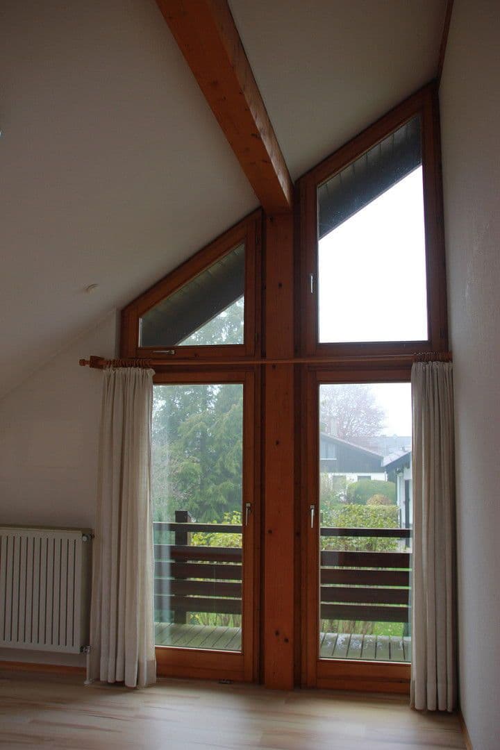 Predaj domu 147 m², pozemek 988 m², Biberach an der Riß, Bádensko-Wurttembersko Predaj domu 147 m², pozemek 988 m², Biberach an der Riß, Bádensko-Wurttembersko