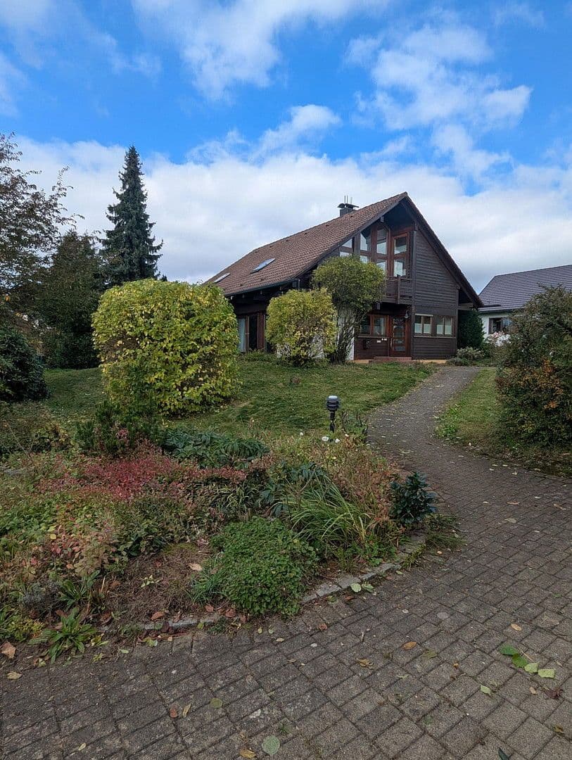 Predaj domu 147 m², pozemek 988 m², Biberach an der Riß, Bádensko-Wurttembersko Predaj domu 147 m², pozemek 988 m², Biberach an der Riß, Bádensko-Wurttembersko