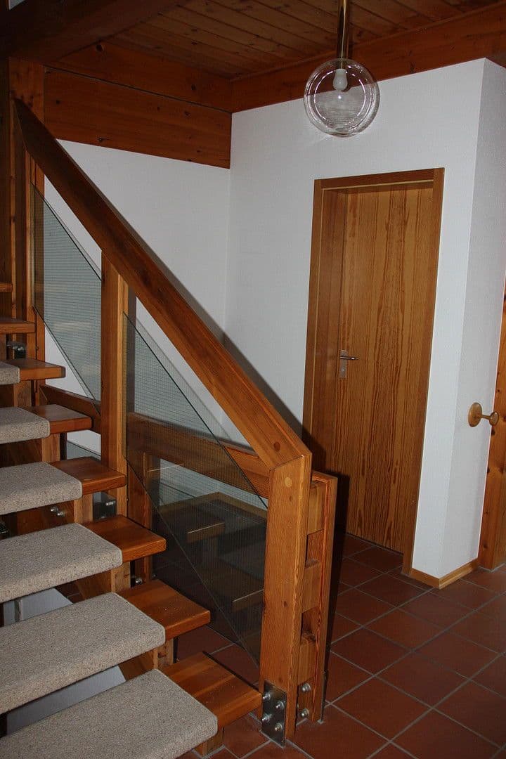 Predaj domu 147 m², pozemek 988 m², Biberach an der Riß, Bádensko-Wurttembersko Predaj domu 147 m², pozemek 988 m², Biberach an der Riß, Bádensko-Wurttembersko