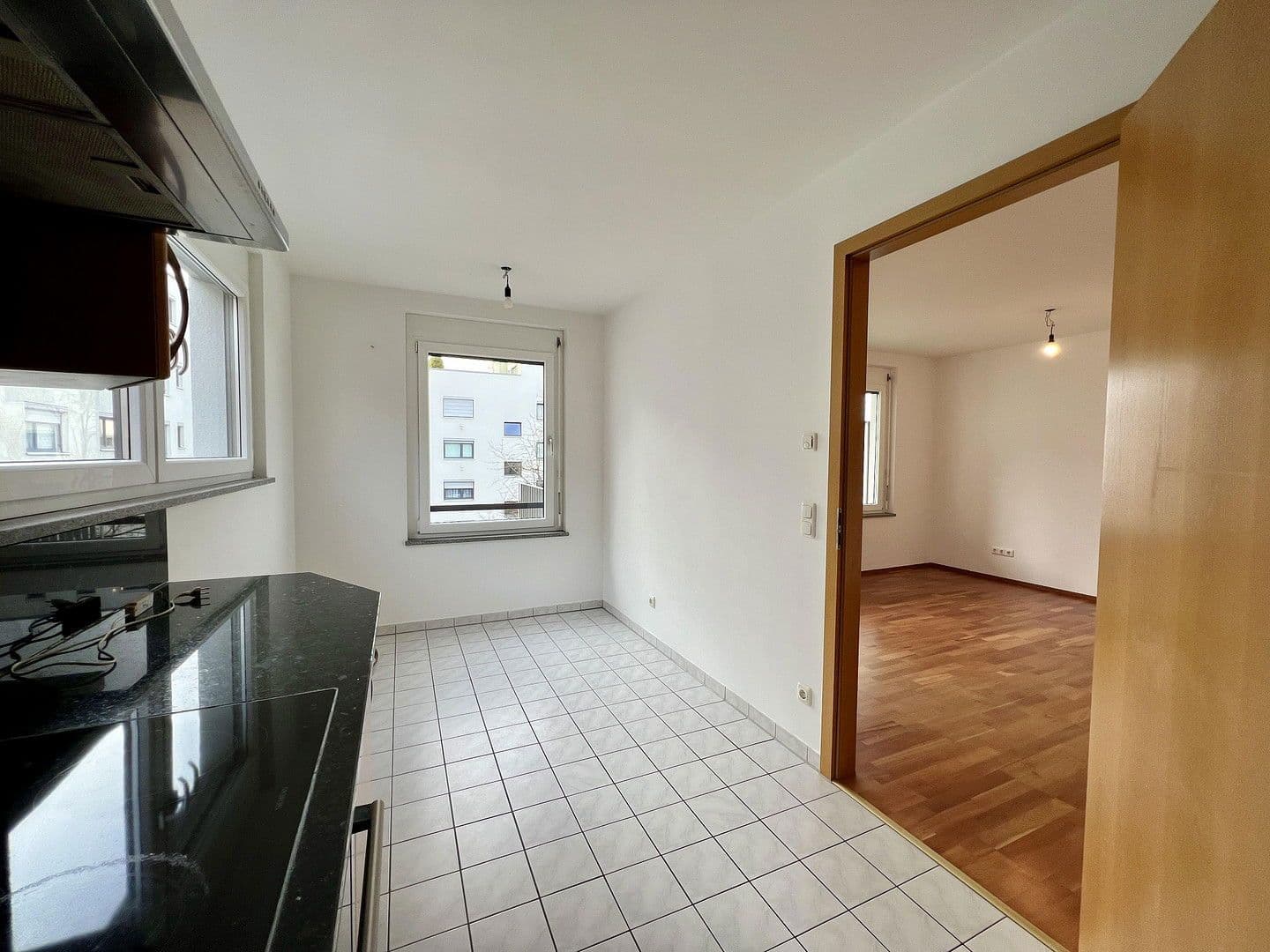 Prenájom bytu 3-izbový 79 m², Cosimastraße 173, München, Bavorsko Prenájom bytu 3-izbový 79 m², Cosimastraße 173, München, Bavorsko