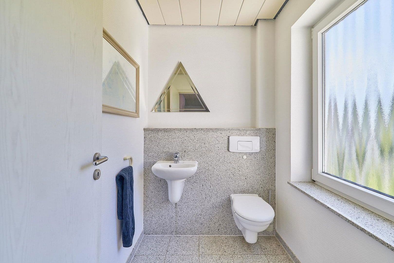 Prenájom domu 230 m², pozemek 500 m², Im Langenmorgen 2, Neckarsteinach, Hesensko Prenájom domu 230 m², pozemek 500 m², Im Langenmorgen 2, Neckarsteinach, Hesensko