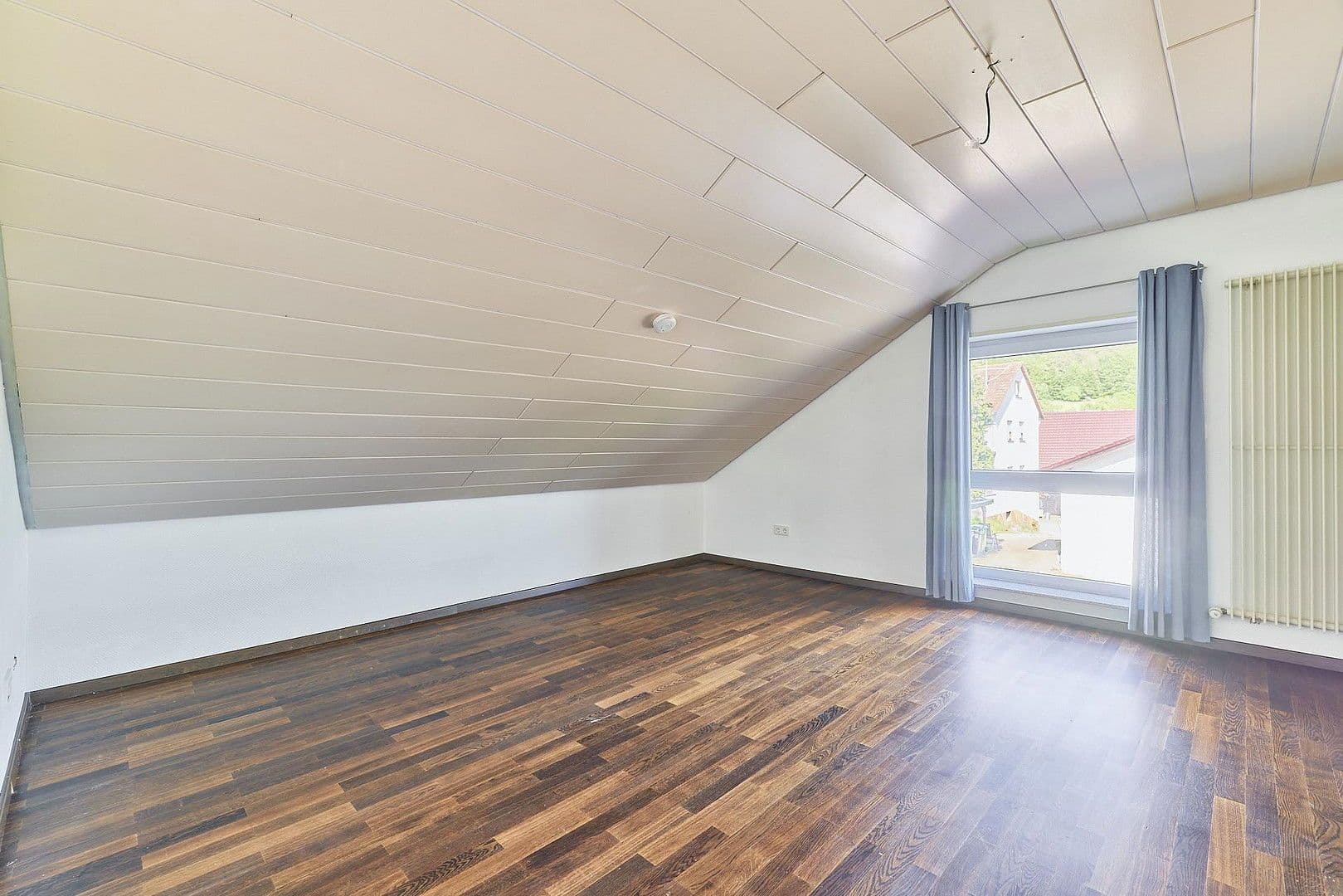 Prenájom domu 230 m², pozemek 500 m², Im Langenmorgen 2, Neckarsteinach, Hesensko Prenájom domu 230 m², pozemek 500 m², Im Langenmorgen 2, Neckarsteinach, Hesensko