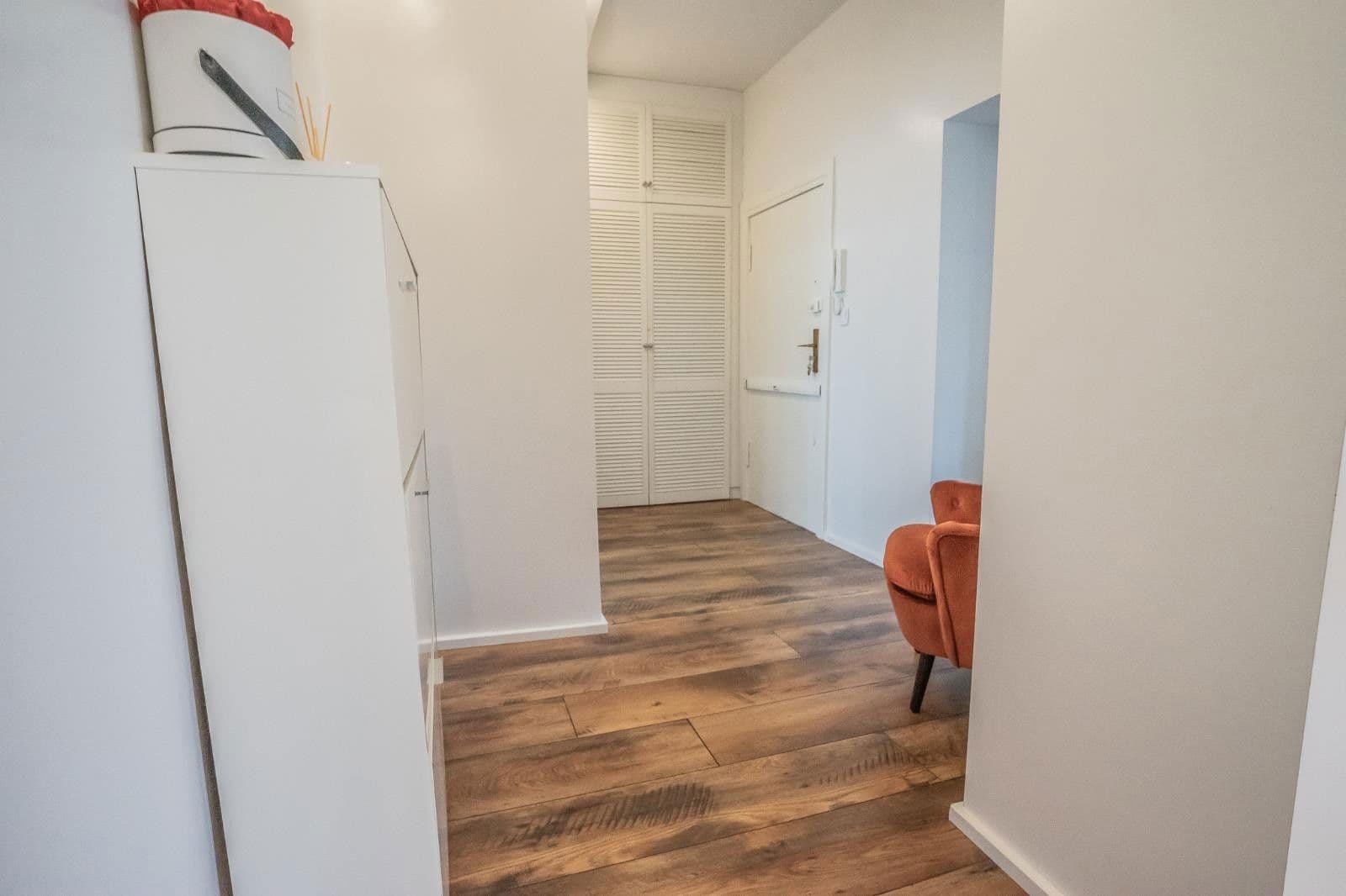 Prenájom bytu 3-izbový 79 m², Ollenhauerstraße 46, Berlin, Berlín Prenájom bytu 3-izbový 79 m², Ollenhauerstraße 46, Berlin, Berlín