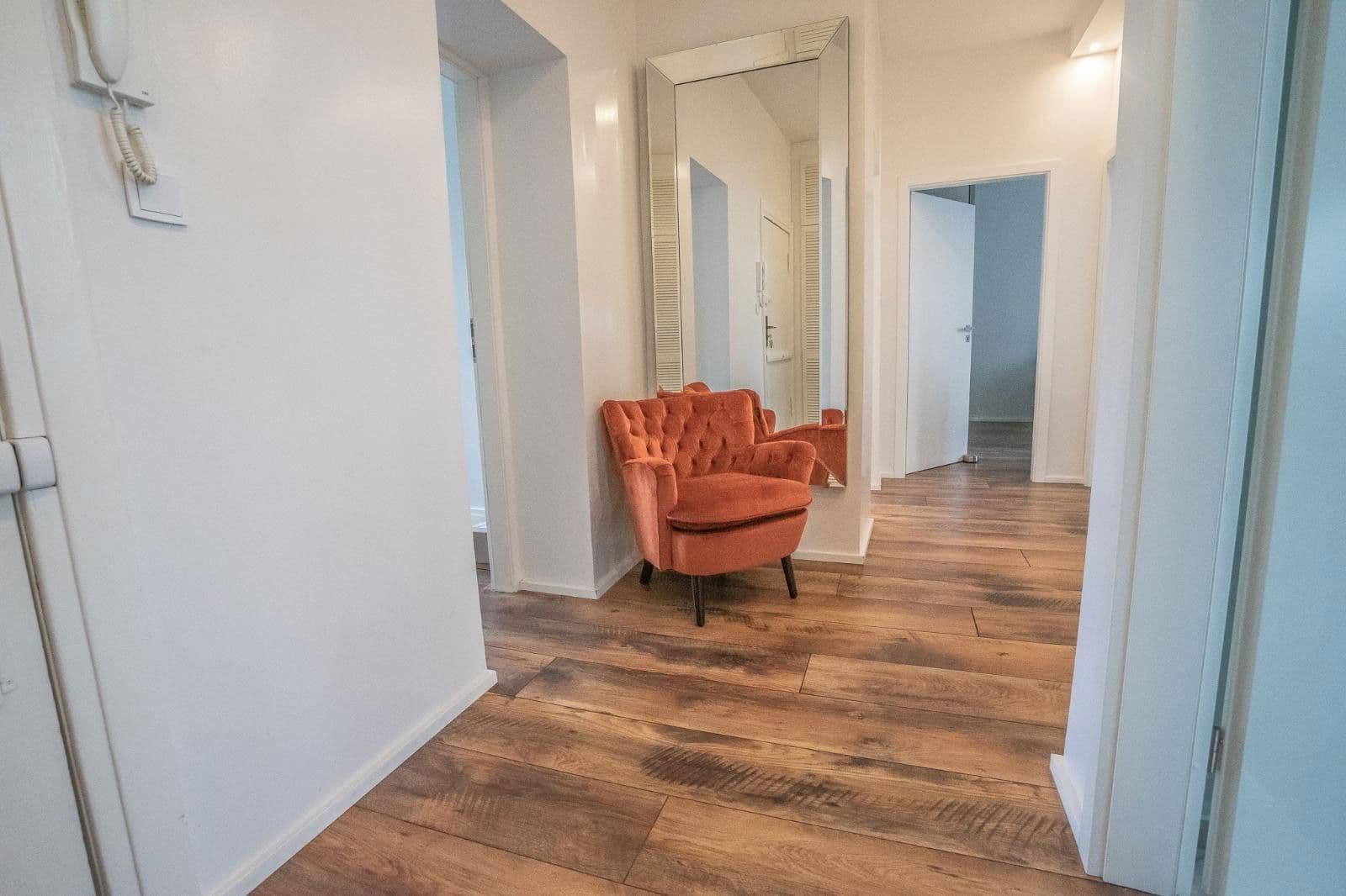 Prenájom bytu 3-izbový 79 m², Ollenhauerstraße 46, Berlin, Berlín Prenájom bytu 3-izbový 79 m², Ollenhauerstraße 46, Berlin, Berlín