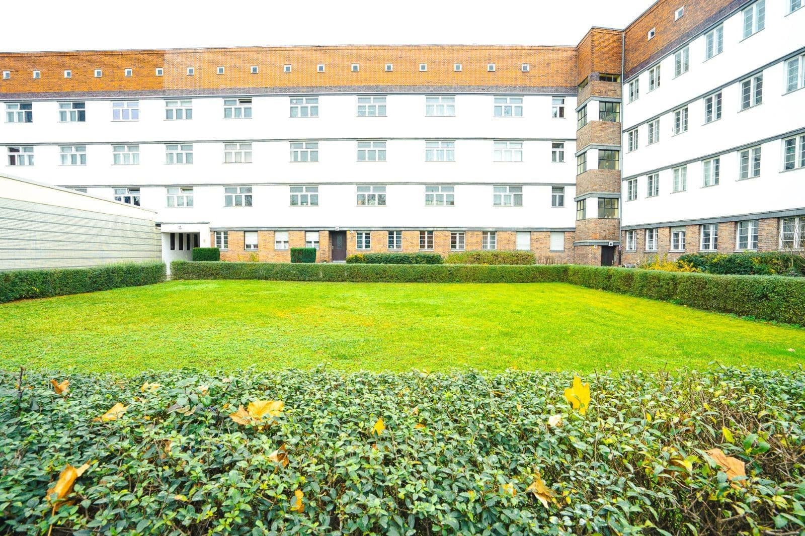 Prenájom bytu 3-izbový 79 m², Ollenhauerstraße 46, Berlin, Berlín Prenájom bytu 3-izbový 79 m², Ollenhauerstraße 46, Berlin, Berlín