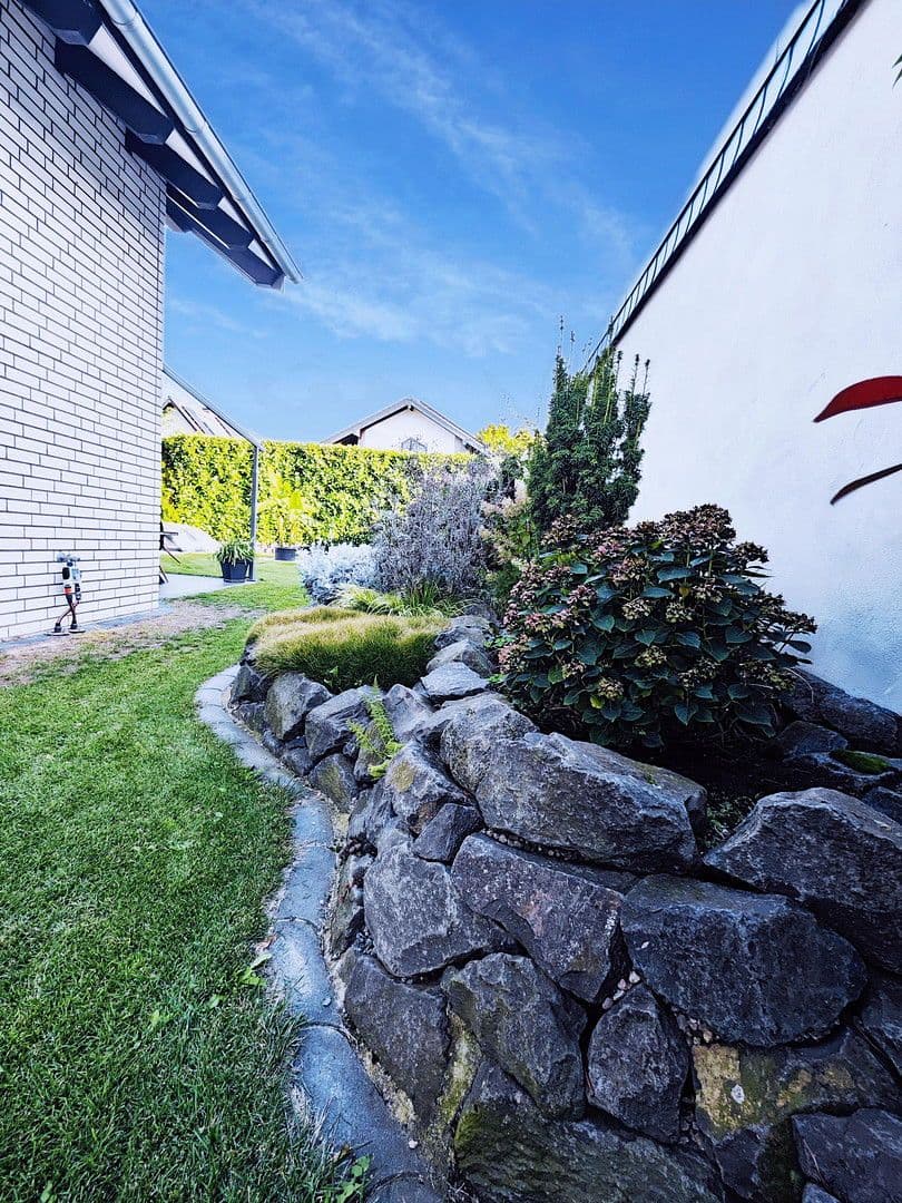 Predaj domu 163 m², pozemek 522 m², Rheinbach, Severné Porýnie - Westfálsko Predaj domu 163 m², pozemek 522 m², Rheinbach, Severné Porýnie - Westfálsko