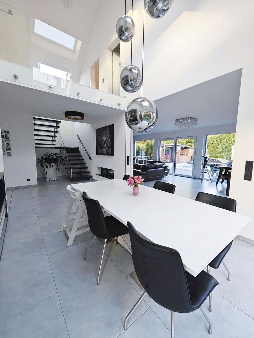 Predaj domu 163 m², pozemek 522 m², Rheinbach, Severné Porýnie - Westfálsko Predaj domu 163 m², pozemek 522 m², Rheinbach, Severné Porýnie - Westfálsko