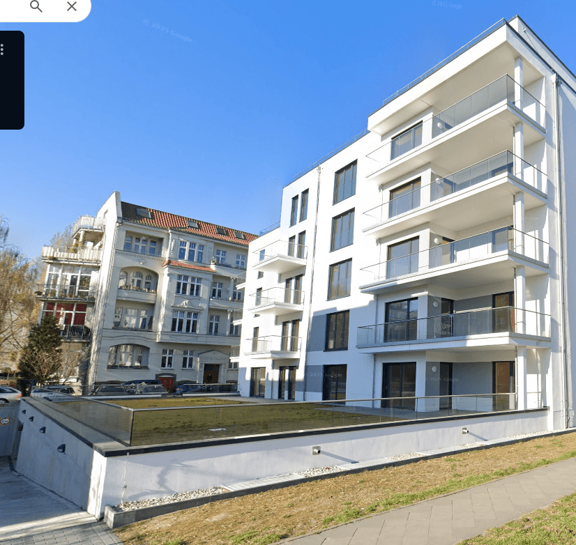 Prenájom bytu 5-izbový 292 m², Krachtstr., Berlin, Berlín Prenájom bytu 5-izbový 292 m², Krachtstr., Berlin, Berlín